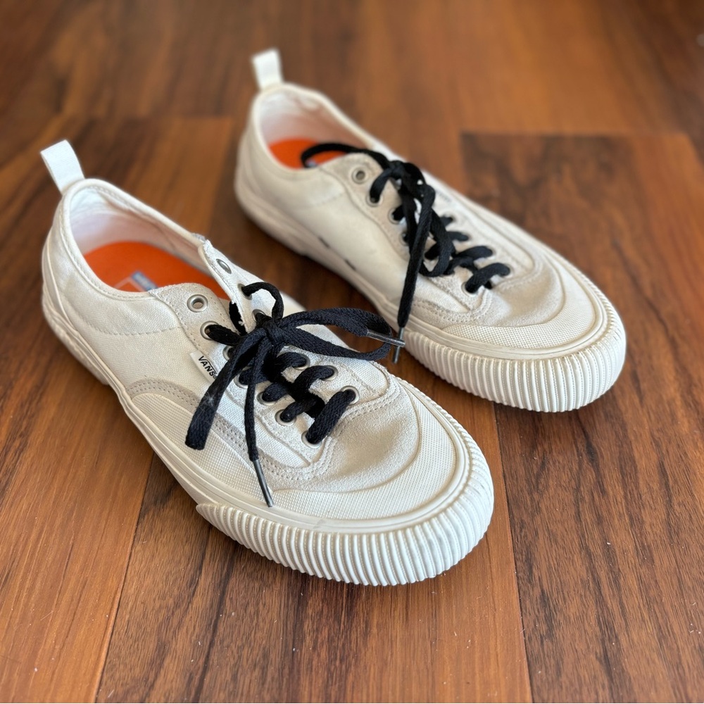 Vans Destruct SF Size 9 White